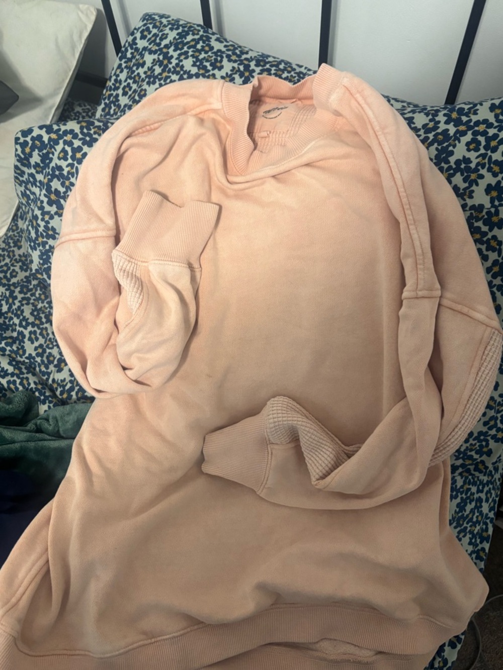 Aerie sweatshirt